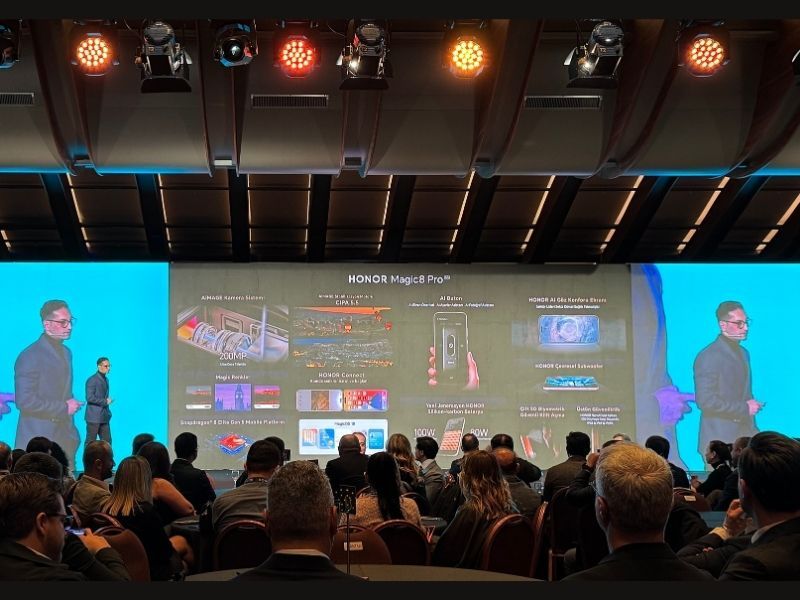 Gece Fotoğrafçılığında Devrim Yaratan  HONOR Magic8 Pro Türkiye’de Satışa Sunuldu