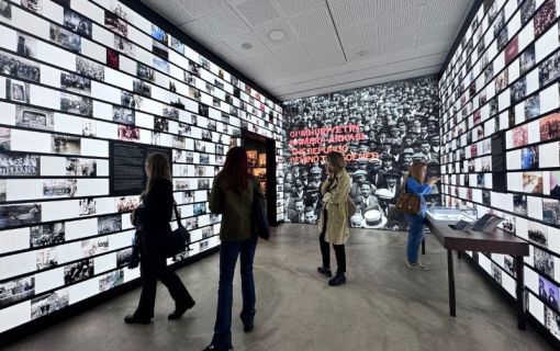 İAE’nin 20. Yılına Özel Yeni Sergi  “Cumhuriyetin Kamera Arkası” Pera Müzesi’nde Açıldı