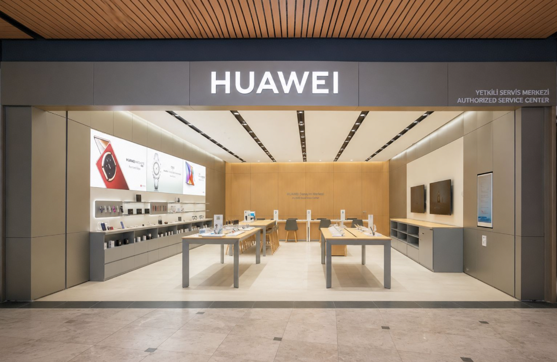 HUAWEI, Türkiye’deki Yeni Deneyim Mağazasının Kapılarını Açtı