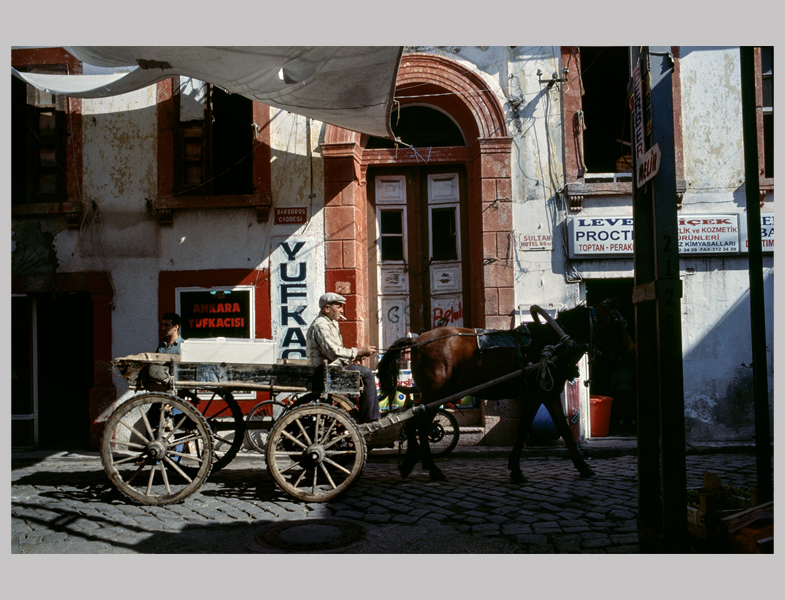 Ara Güler Arşivinden Ayvalık Fotoğrafları Gün Yüzüne Çıkıyor