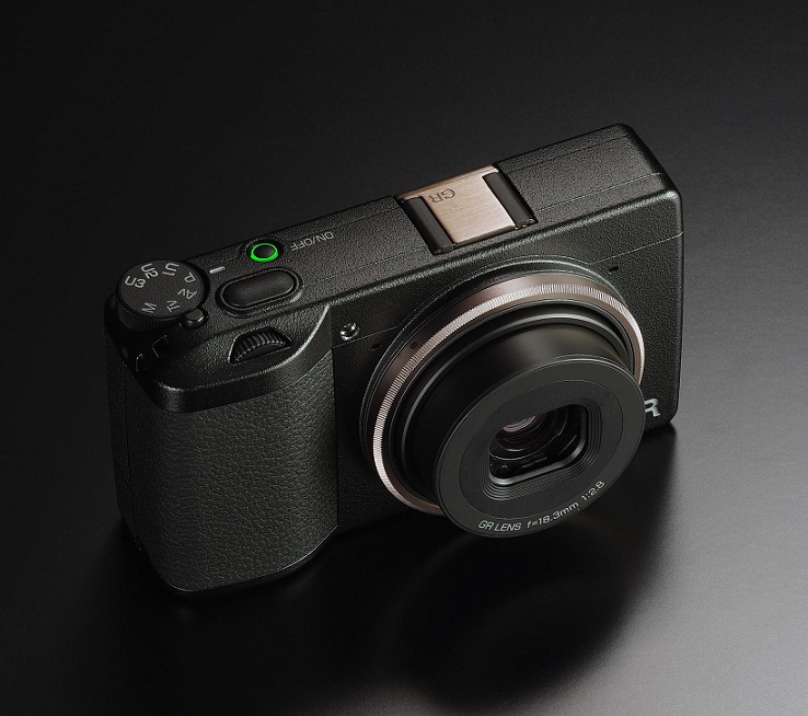 RICOH’tan Yeni Üst Seviye Dijital Kompakt Fotoğraf Makinesi: RICOH GR III