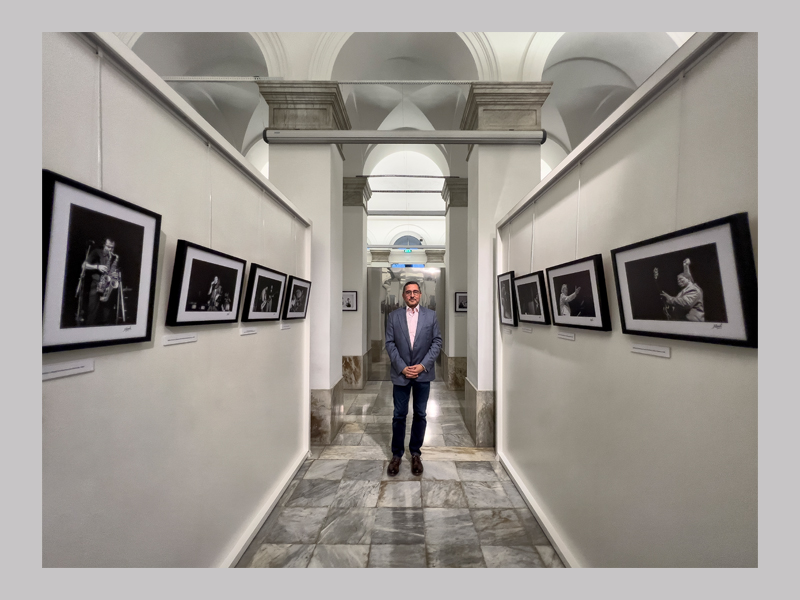 'Yeniköy Caz Günleri' Merih Akoğul'un Fotoğraf Sergisi İle Açıldı