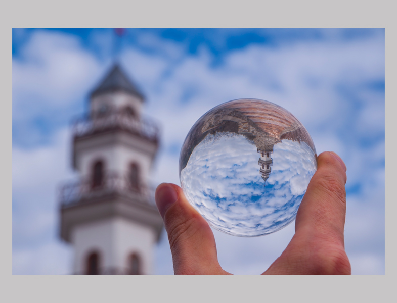 Avucunuzdaki Dünya: Lens Topu (Lensball)