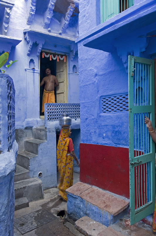 Blue Painted Houses And Street Scenes In Jodhpur 7