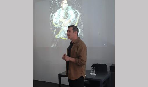 İstanbul Bilgi Üniversitesi, Danimarkalı Ünlü Fotoğrafçı Mads Nissen’ı Ağırladı