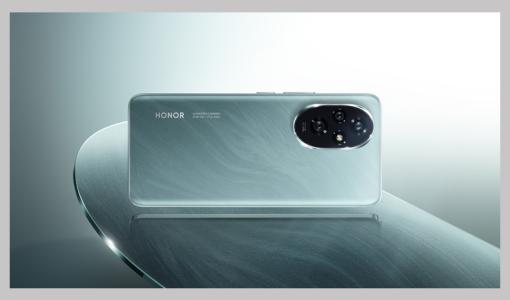 HONOR 200 Pro’ya EISA’dan “Yılın Akıllı Telefonu” Ödülü