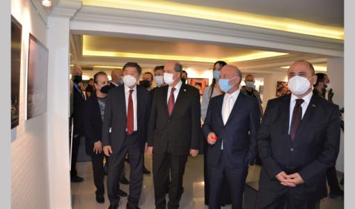 “Türksoy Fotoğraf Sergisi” Yakın Doğu Üniversitesi Atatürk Kültür ve Kongre Merkezi Sergi Salonu’nda Açıldı