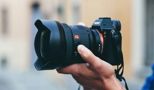 Sony'den Sabit F2.8 Diyafram Açıklığına Sahip 12-24mm G Master™ 
